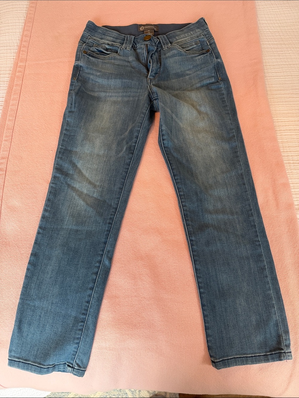 Democracy Women's Faded Blue Straight-Leg Jeans